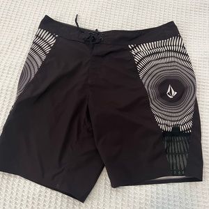 Volcom Men’s Mod-Tech Board Shorts